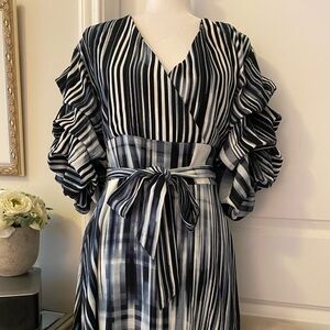 Pre-Owned BAR III Geo Stripe Puff Bouffant Tiered Sleeve V Neck Dress, Size S